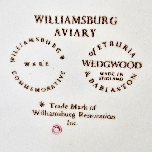 Vintage Wedgwood Williamsburg Aviary Soup Bowl 8" Birds England Commmemorative - Picture 3 of 10